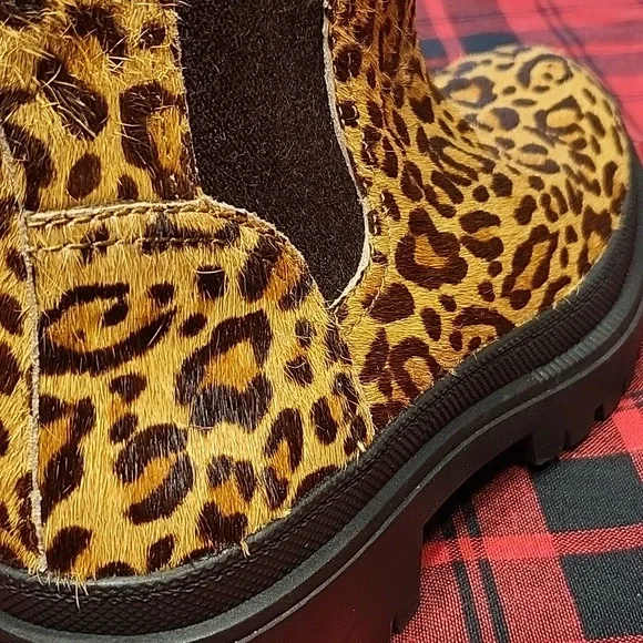 NWOT Lucky Brand Women Emali Tan Black Leopard Calf Hair Lug Sole Combat Boots - Picture 11 of 12